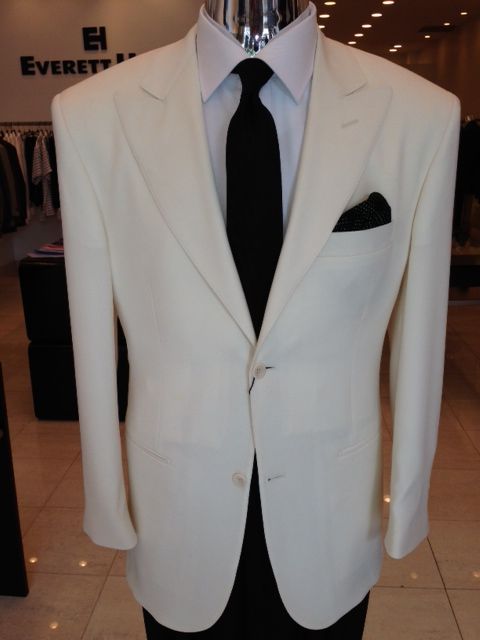 Cream Peak Lapel Dinner Jacket